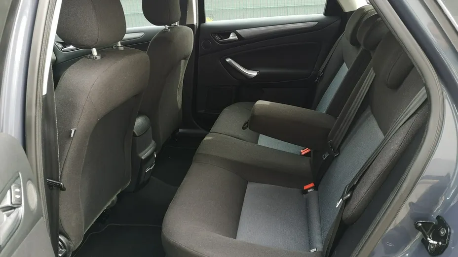 FORD Mondeo -