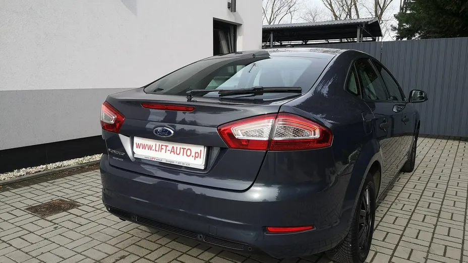 FORD Mondeo -