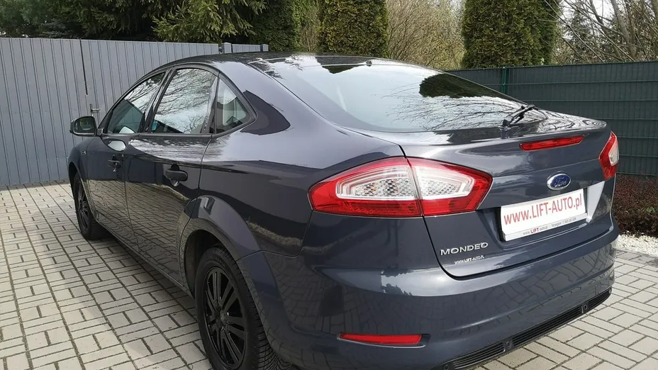FORD Mondeo -