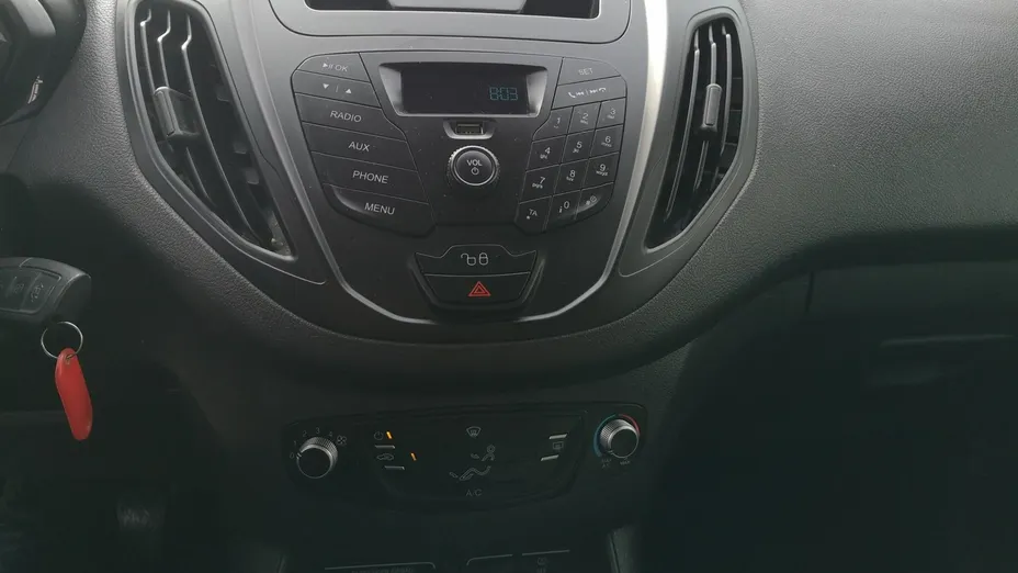 FORD Tourneo Courier -