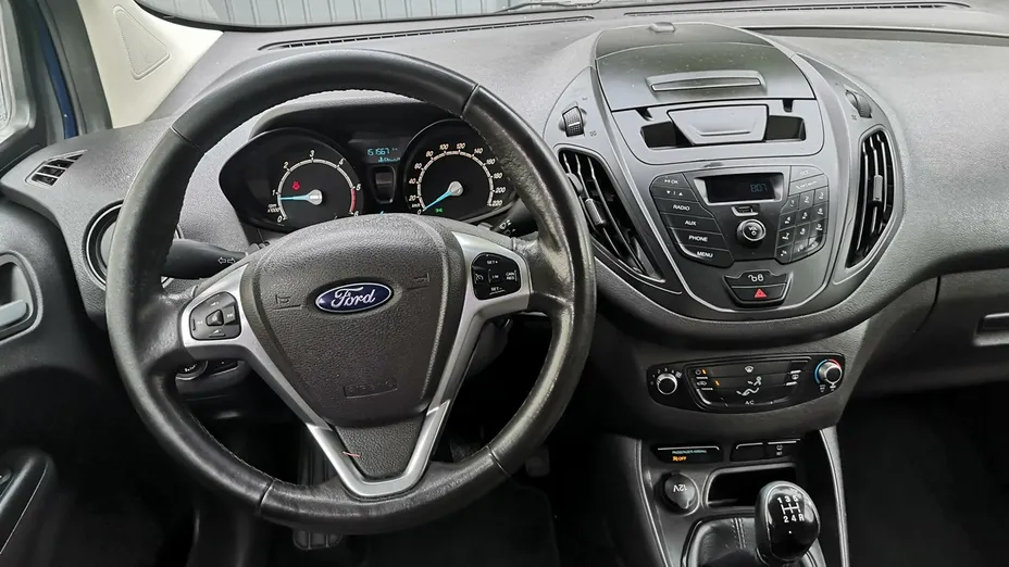 FORD Tourneo Courier -