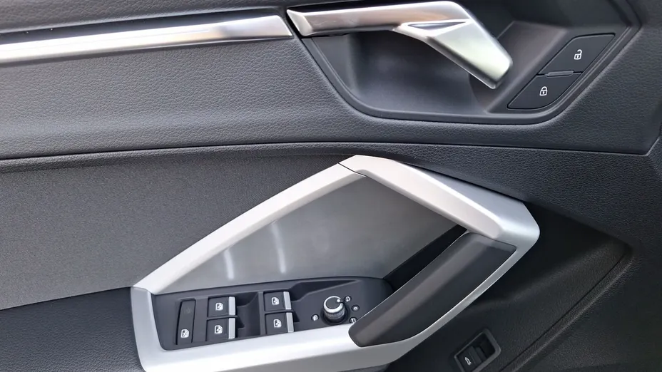 AUDI Q3 Sportback -