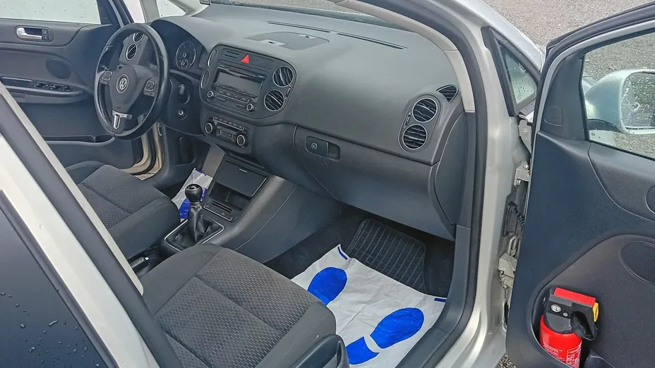 VOLKSWAGEN Golf Plus -