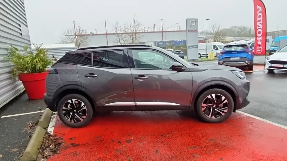 PEUGEOT 2008 -