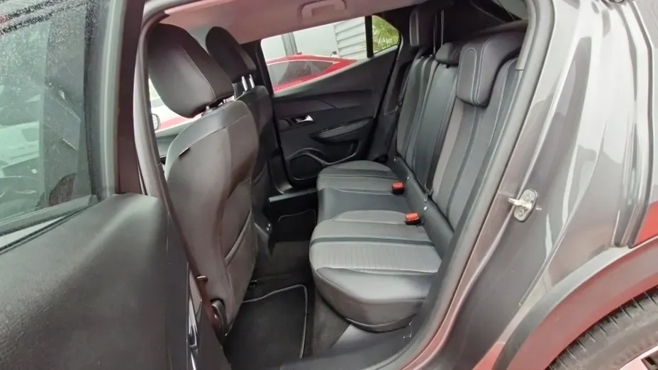 PEUGEOT 2008 -