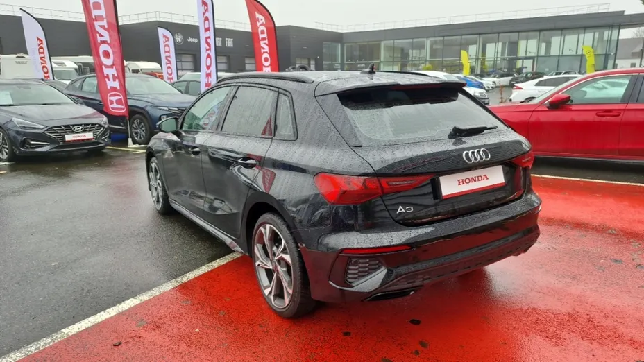 AUDI A3 Sportback -