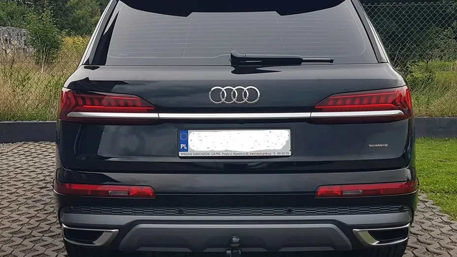 AUDI Q7 -