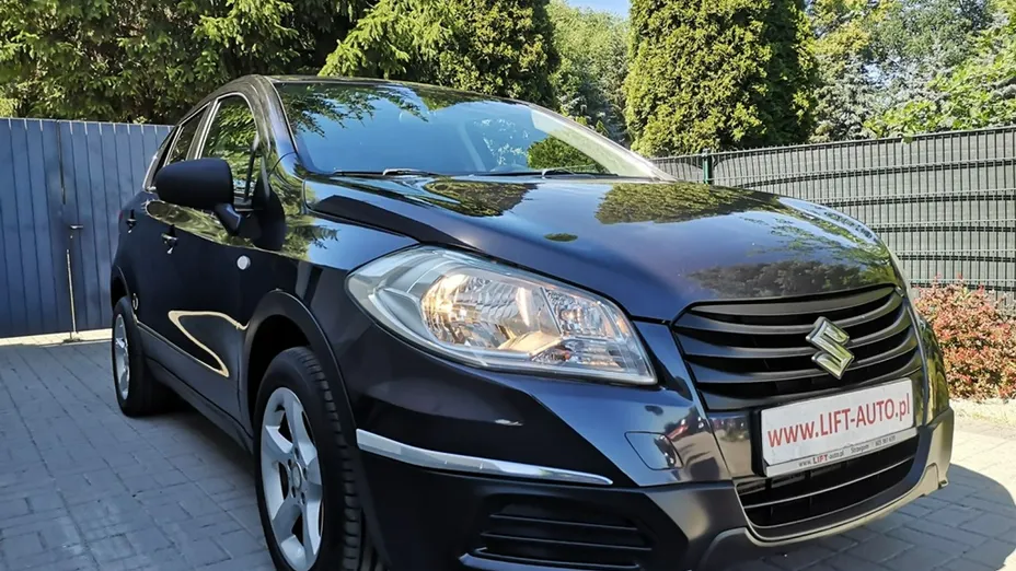SUZUKI S-Cross -