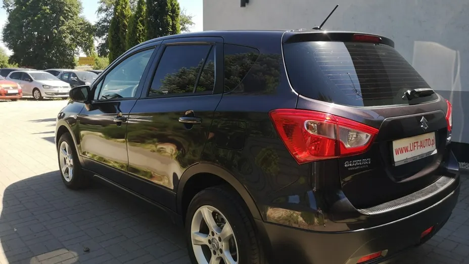 SUZUKI S-Cross -