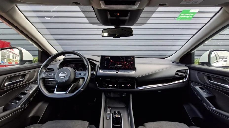 NISSAN Qashqai -