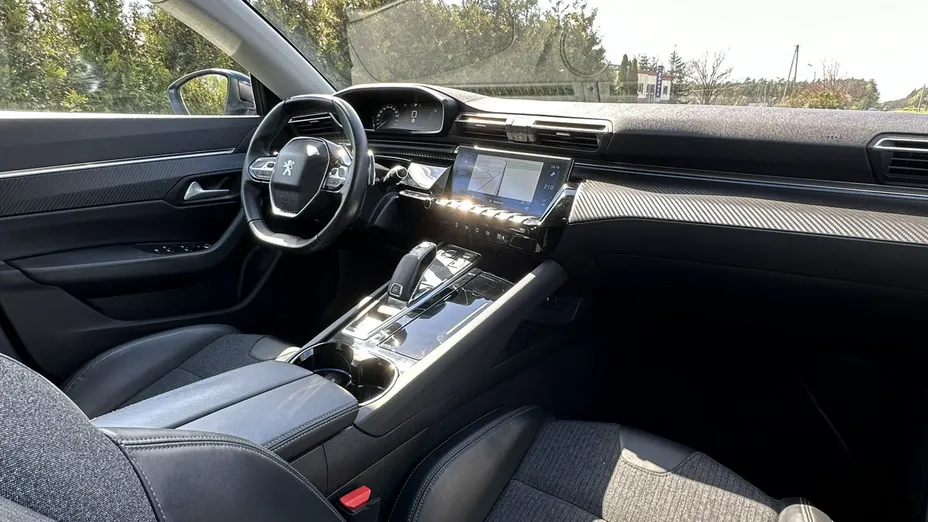 PEUGEOT 508 -