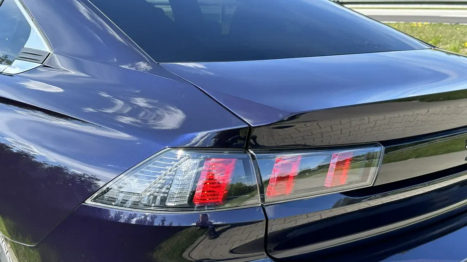 PEUGEOT 508 -