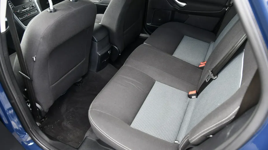 FORD Mondeo -