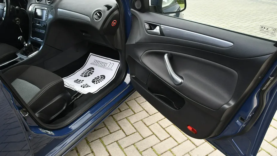 FORD Mondeo -