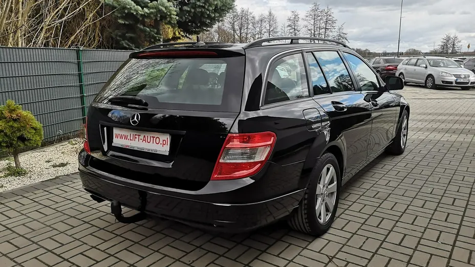 MERCEDES-BENZ C Klasa -