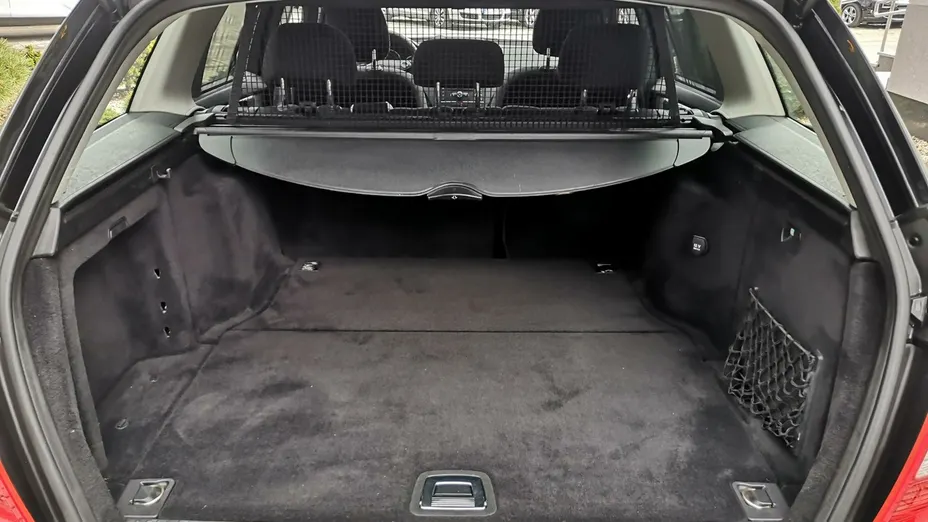MERCEDES-BENZ C Klasa -