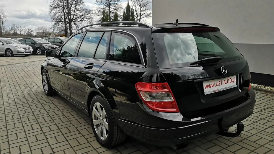 MERCEDES-BENZ C Klasa -