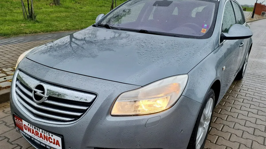 OPEL Insignia -