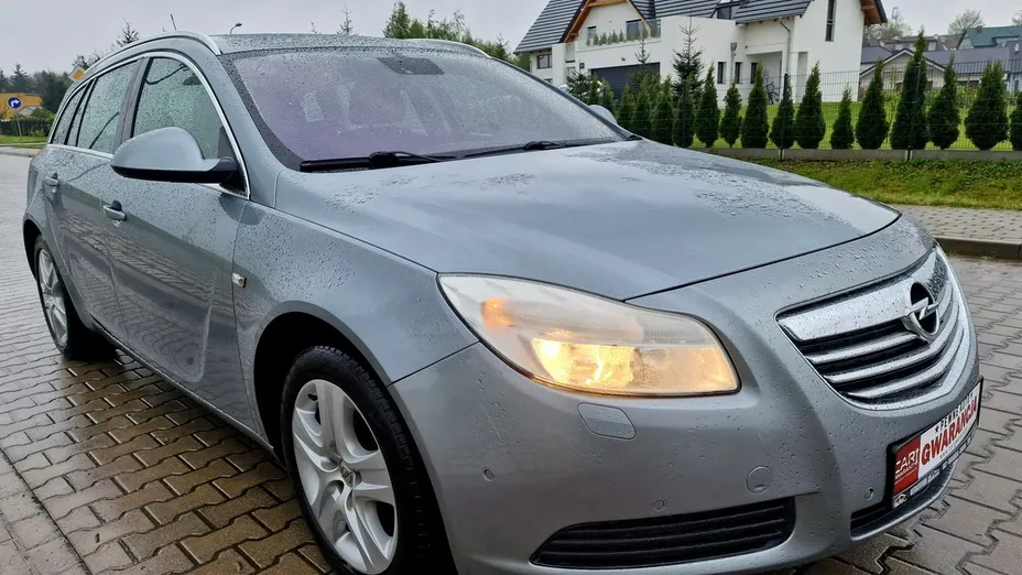 OPEL Insignia -