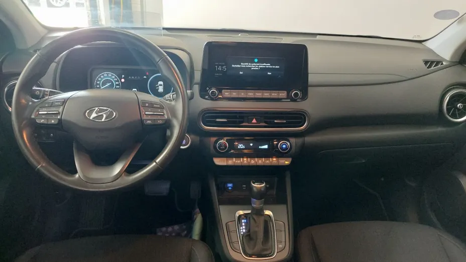 HYUNDAI Kona -