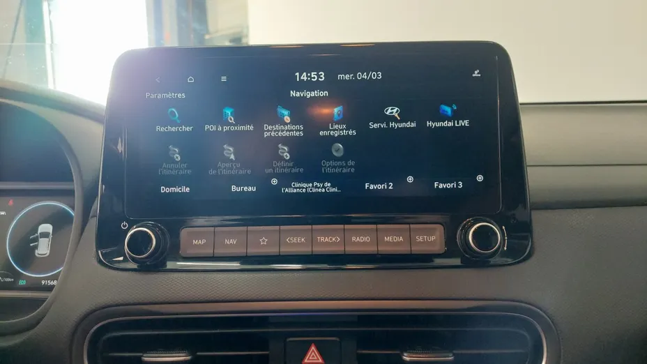 HYUNDAI Kona -
