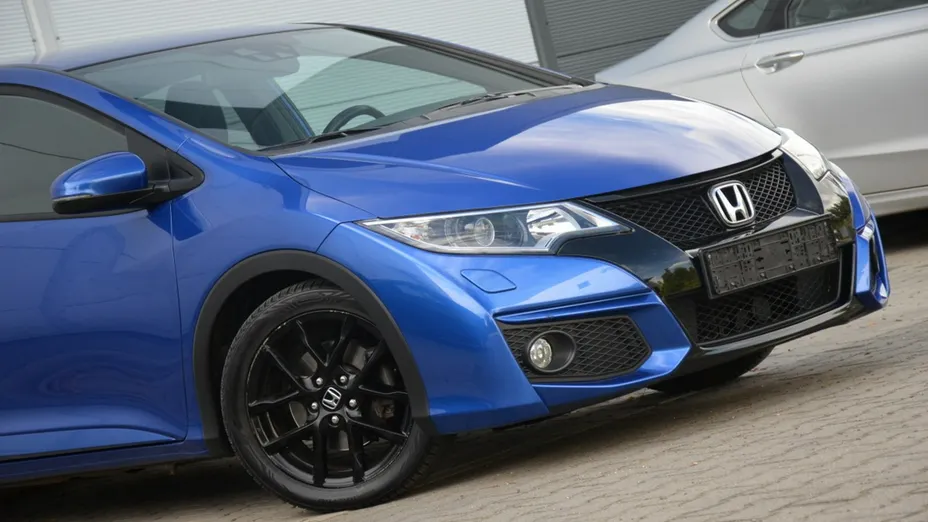 HONDA Civic -