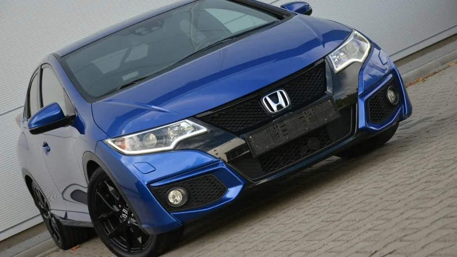 HONDA Civic -
