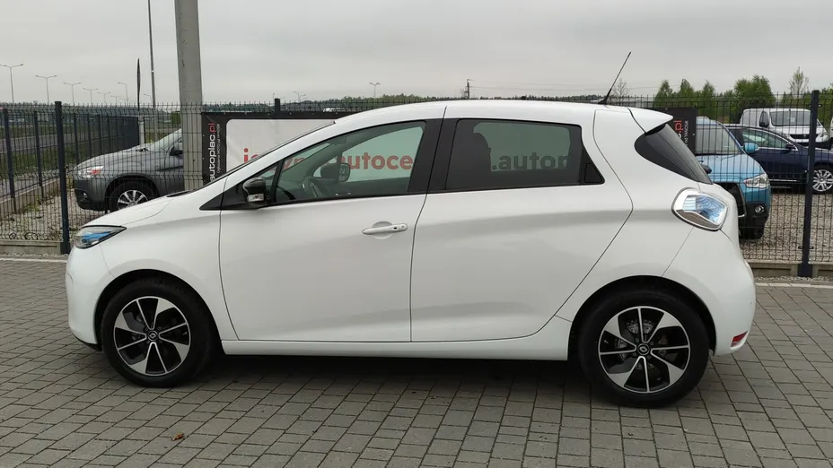 RENAULT ZOE -