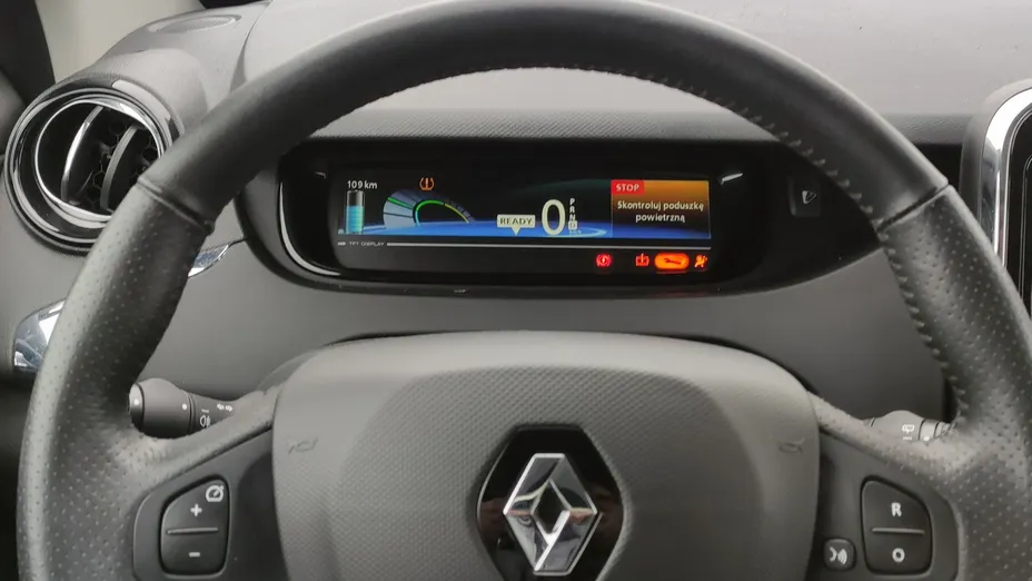 RENAULT ZOE -