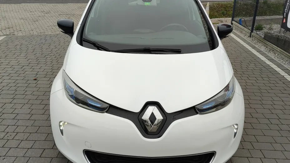 RENAULT ZOE -