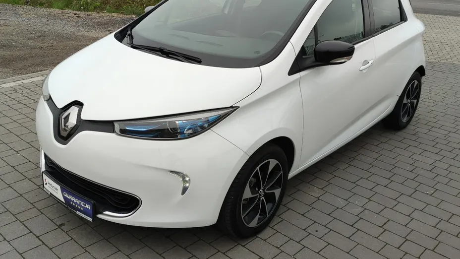 RENAULT ZOE -