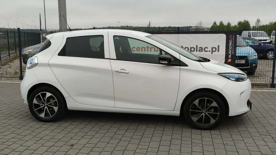 RENAULT ZOE -