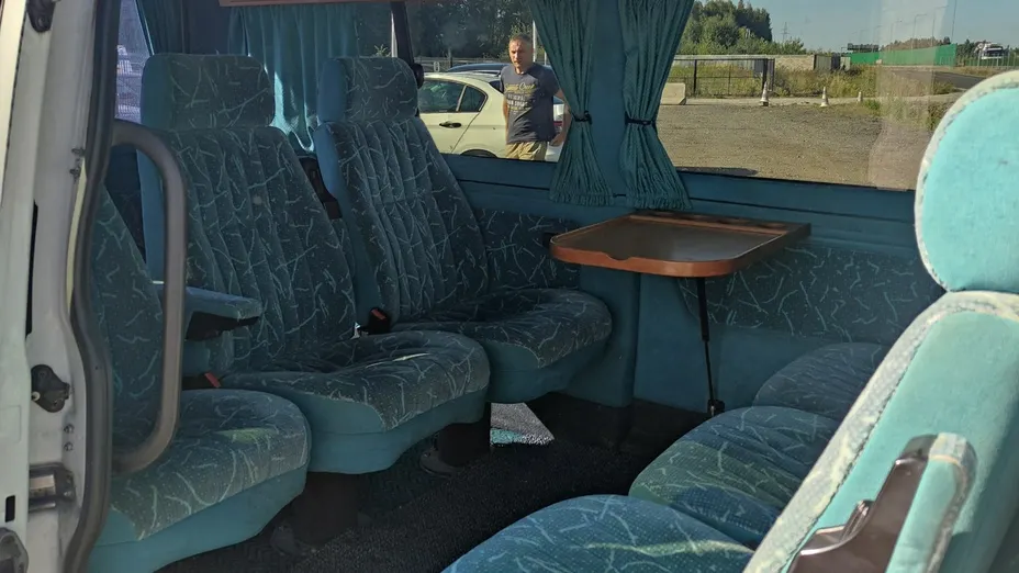 VOLKSWAGEN Transporter -