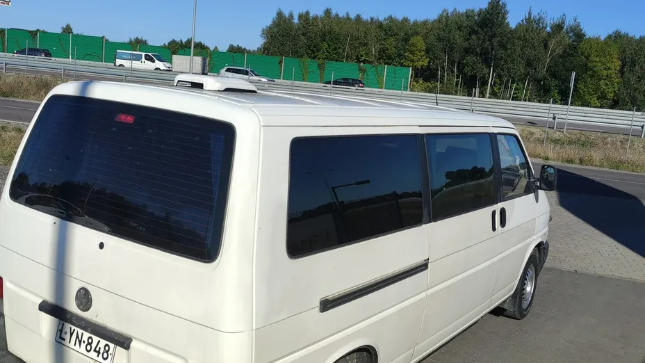 VOLKSWAGEN Transporter -