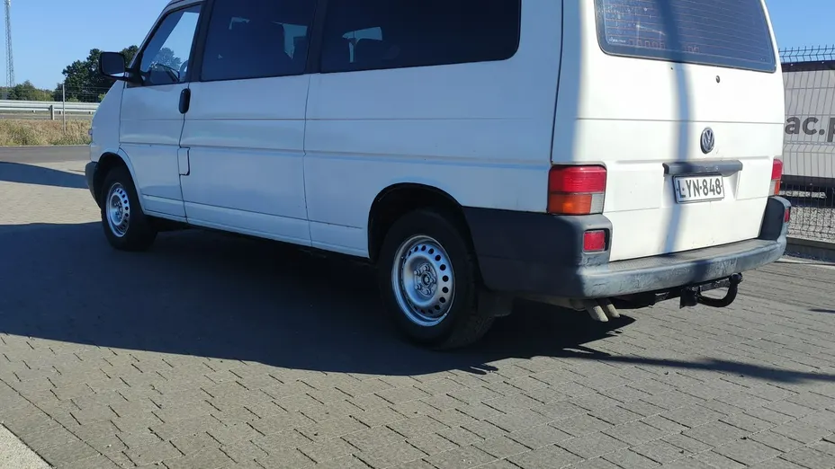 VOLKSWAGEN Transporter -