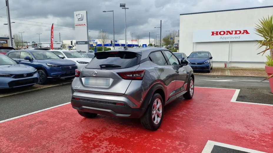 NISSAN Juke -