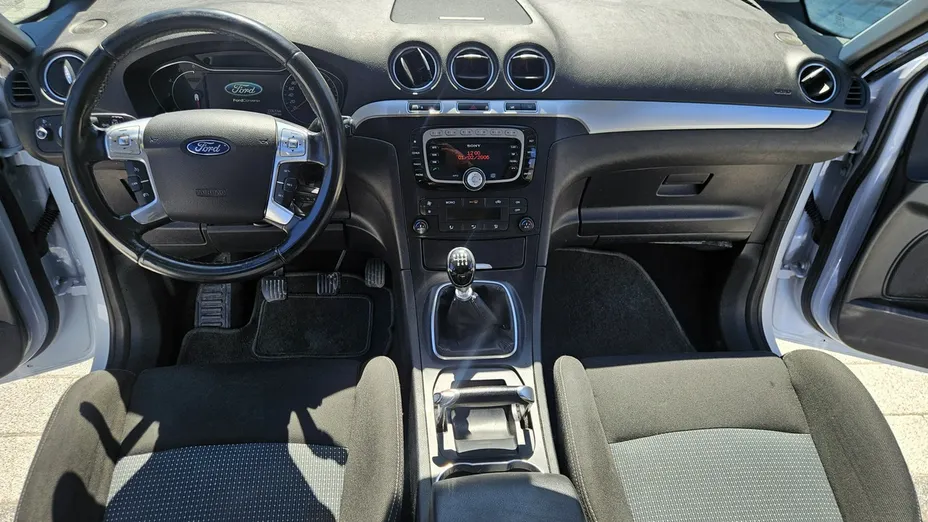 FORD S-MAX -