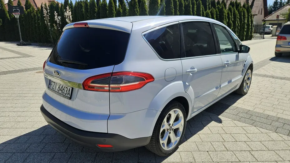 FORD S-MAX -