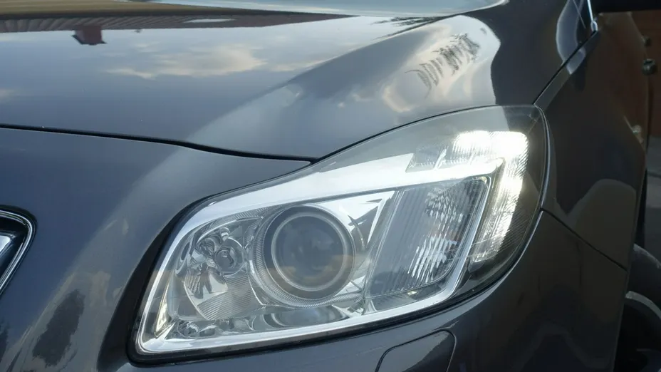 OPEL Insignia -