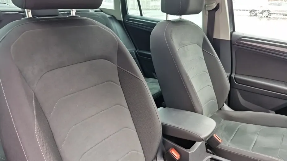 Volkswagen Tiguan -