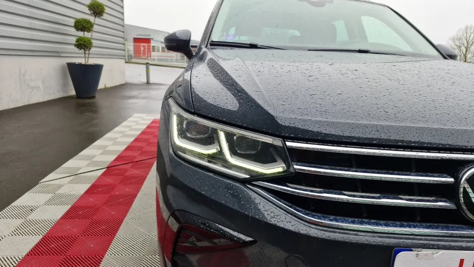 Volkswagen Tiguan -