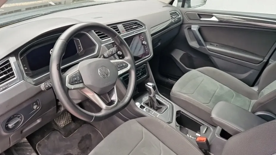 Volkswagen Tiguan -