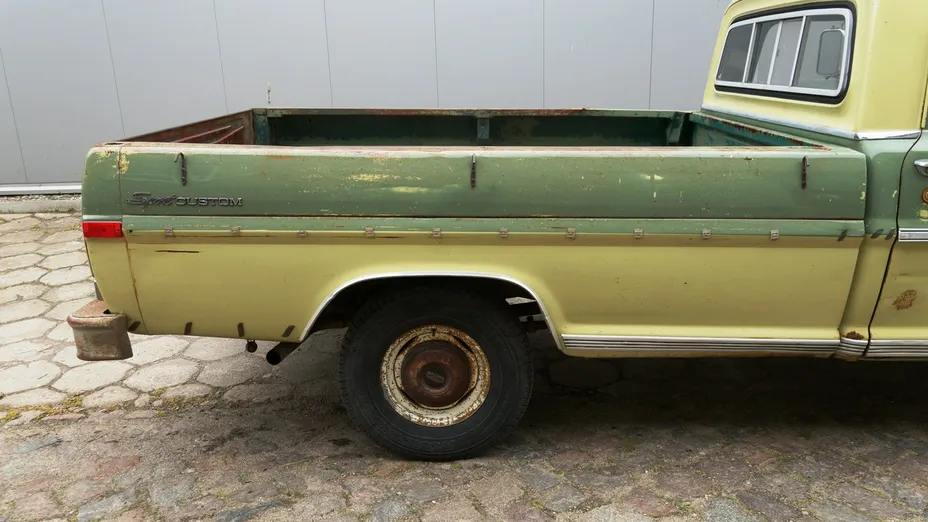 FORD F 150 -