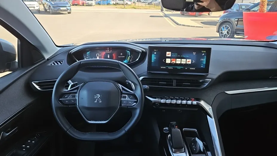PEUGEOT 3008 -