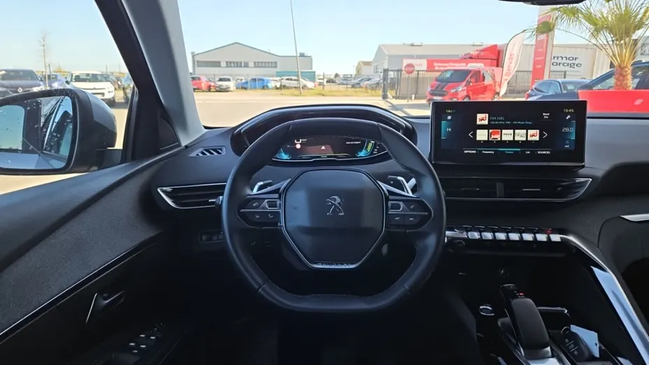 PEUGEOT 3008 -