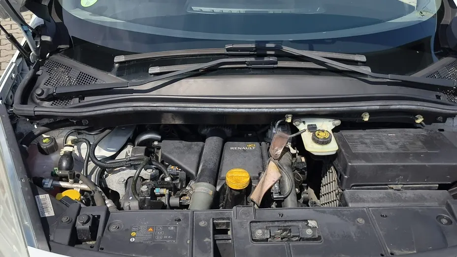 RENAULT Scenic -