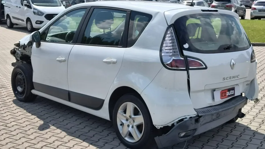 RENAULT Scenic -