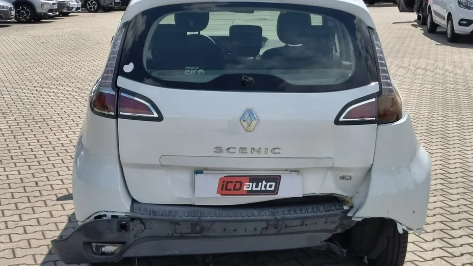 RENAULT Scenic -