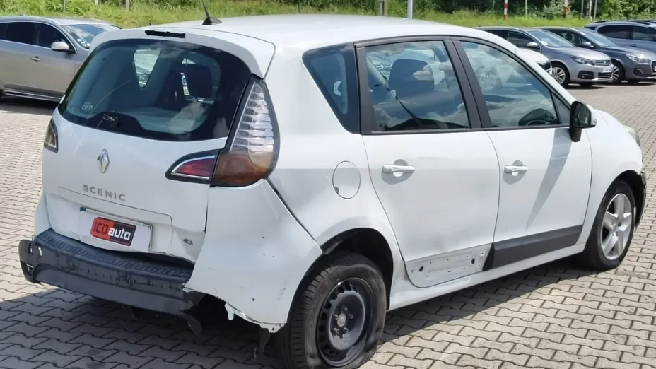 RENAULT Scenic -