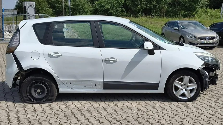 RENAULT Scenic -